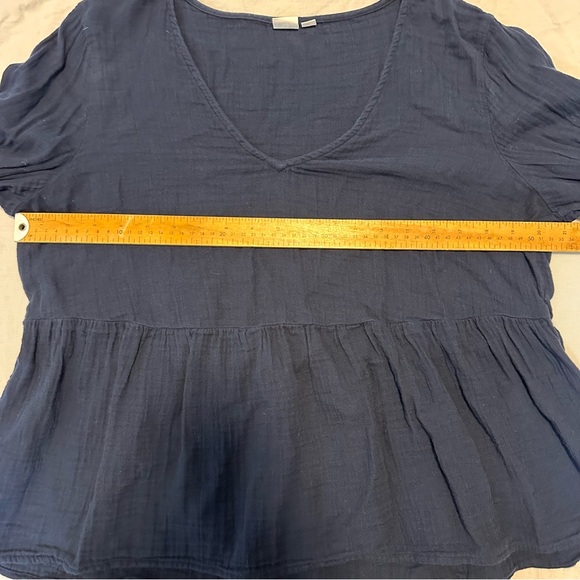 Gap Peplum Top - Picture 7 of 8